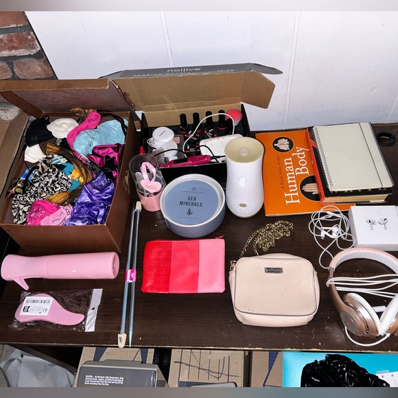 Moving sale - Picture 1 of 12